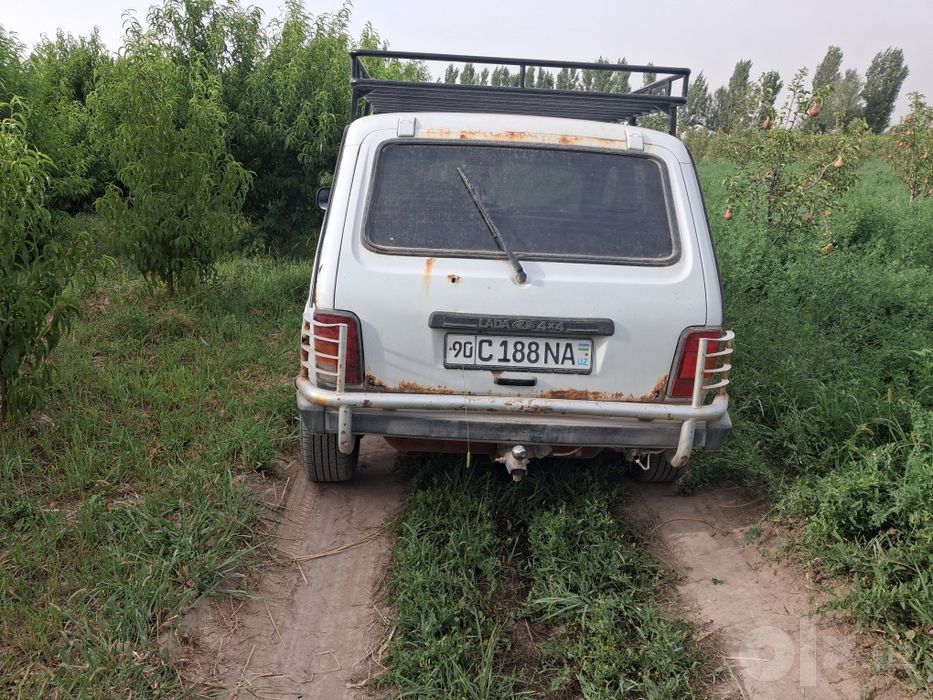 212140 Niva 2014 yil 157 ming yurgan  4x4 sotiladi sastayanya normally