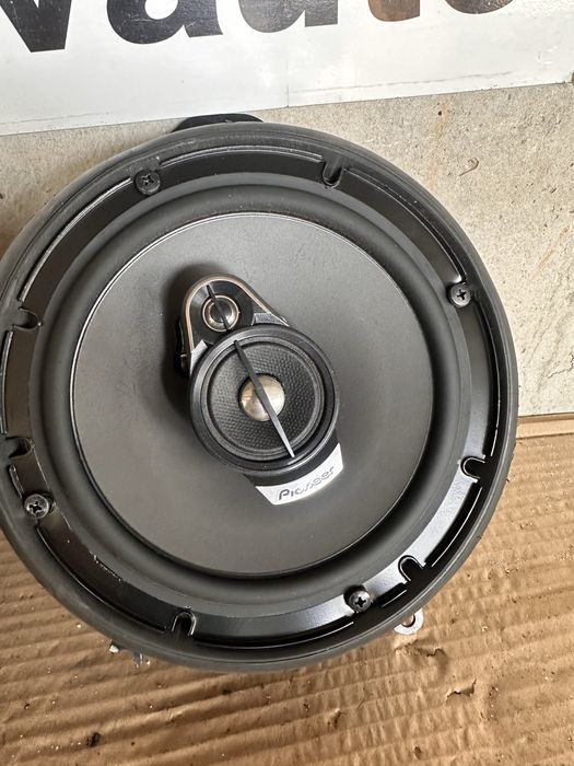 Тонколони пайнер за ауди а4 б6 б7 / pioneer audi a4 b6 b7