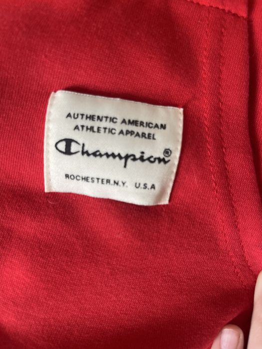 продам  кофту champion