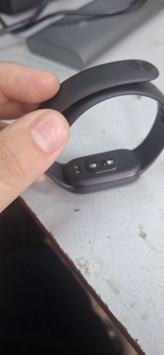 Продам смарт band 10