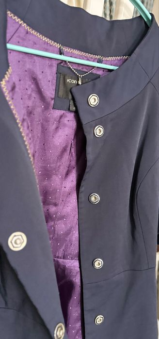 Женский укороченый плащ