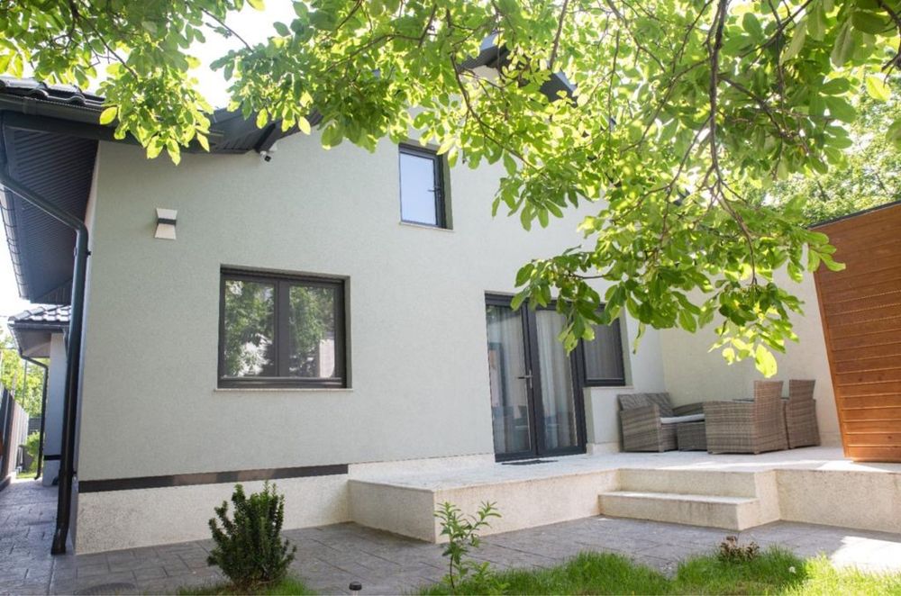 Casă de lux de în Buzău, 3 camere, mobilata premium, sauna, executivi