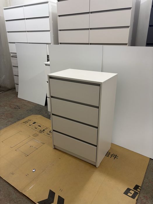 Комод. честир. Komod для одежде и веши