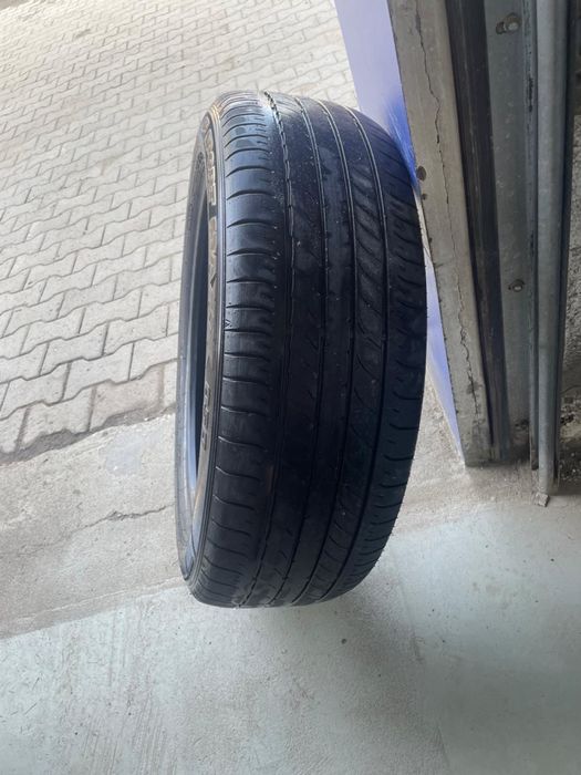 Шины 235*155R20.
