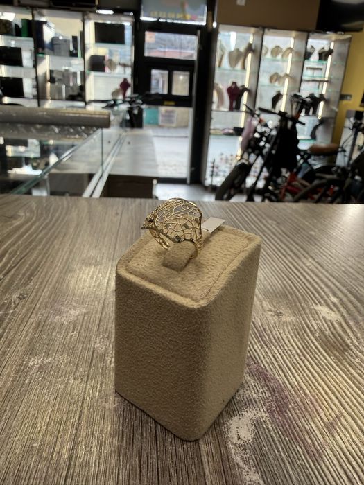 Нов Златен Пръстен 1,48гр 14К