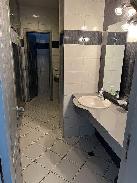 Дава се под наем Офис в София, Хладилника - 324 кв.м за 2400 € - Снимка #16