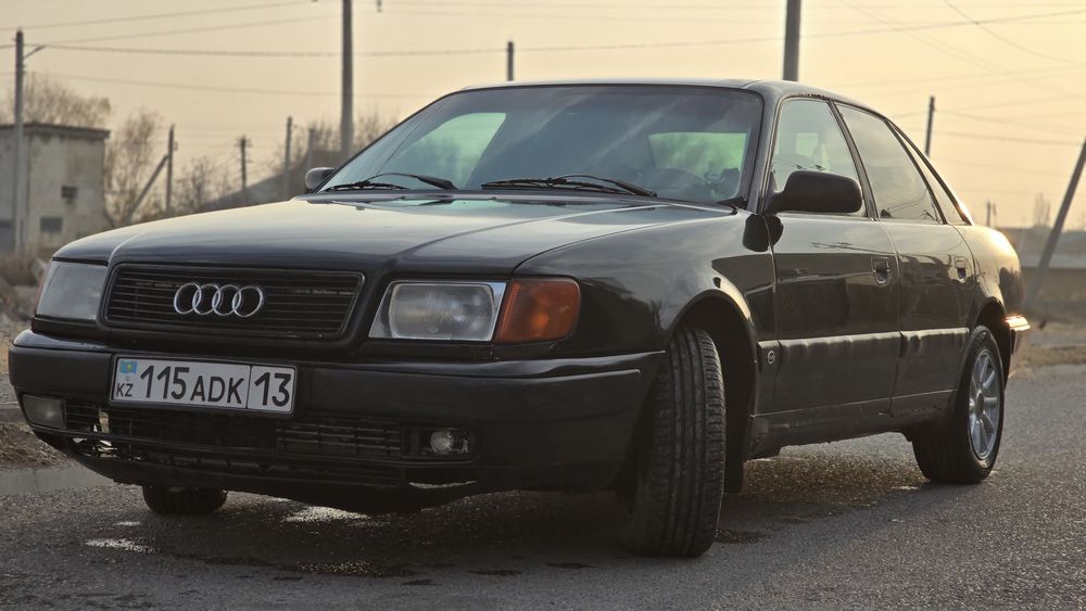 Продам машину Ауди с4