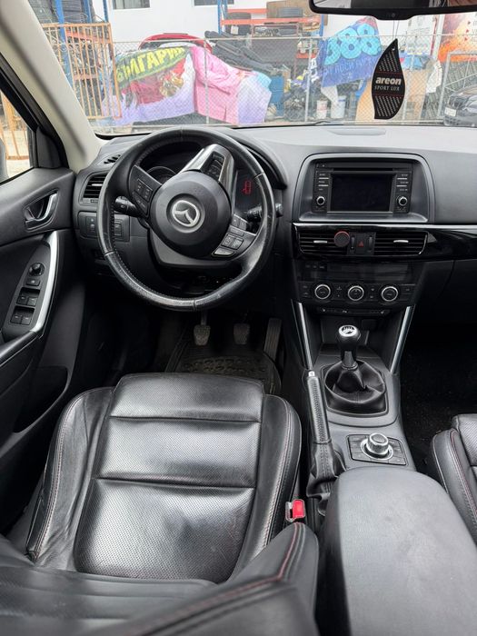 Лек автомобил MAZDA CX5