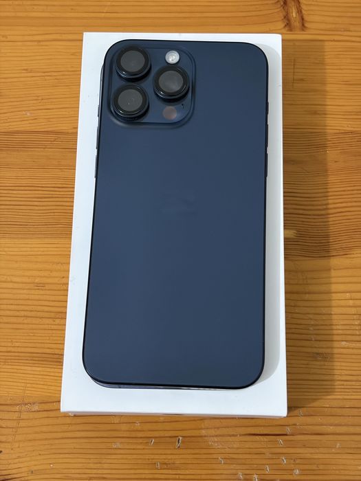 Продам iPhone 15 pro max