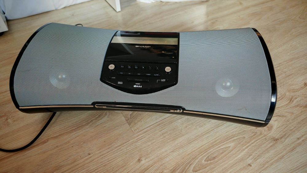 Cd player  boombox,ipod dock Sharp dk-a10
