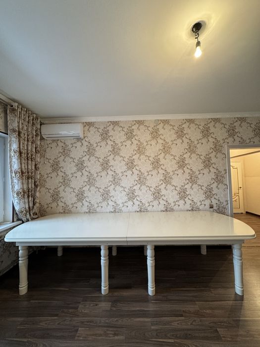 Продается «Стол для гостиной»