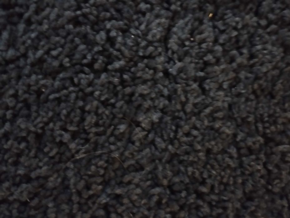 Продавам син килим, дълъг косъм