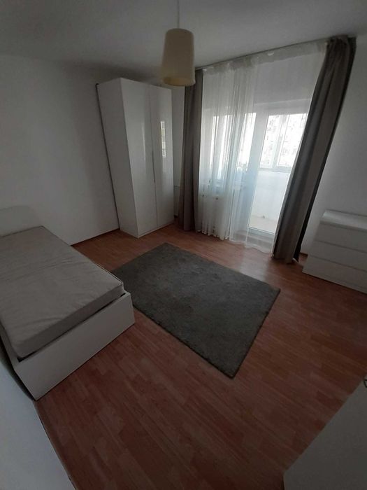 Apartament 3 cam Metrou Brancoveanu