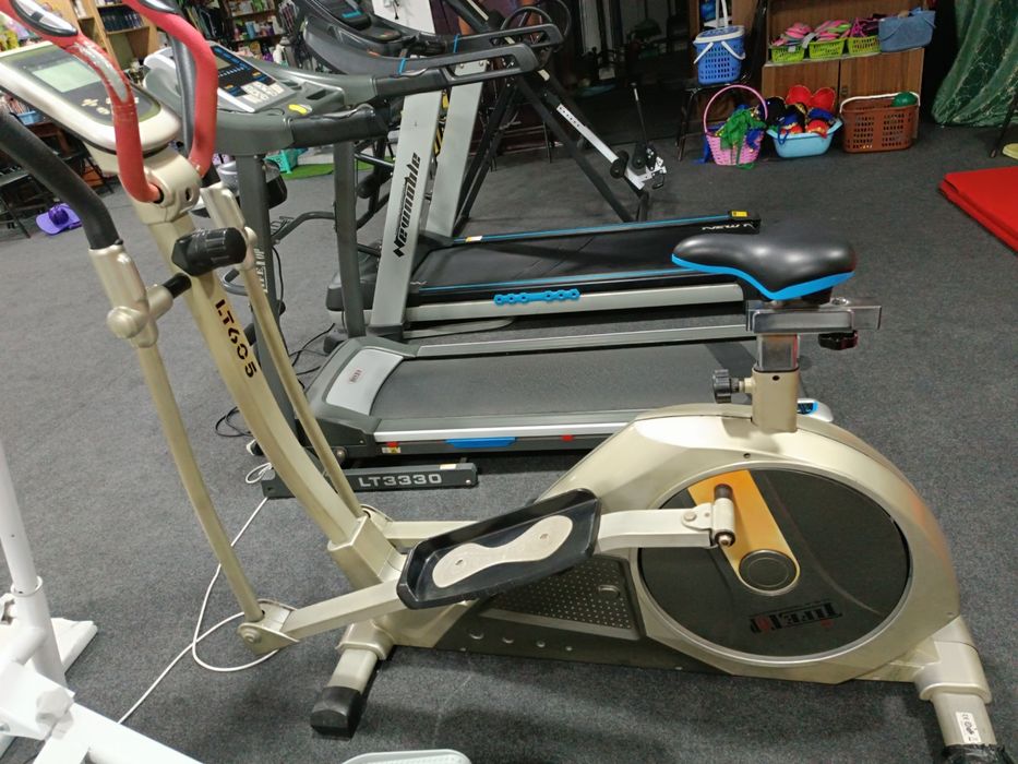 Домашний велотренажёр с ручками, б/у
Кардио велотренажёр для ног и рук