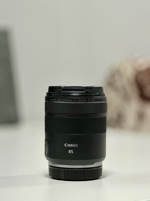 Canon R, RF 85mm f2.0