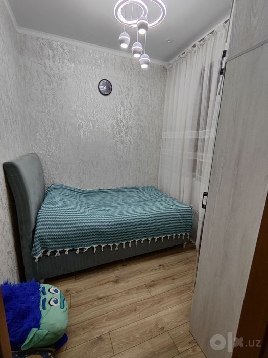 Срочно продаю квартиру Новомосковская