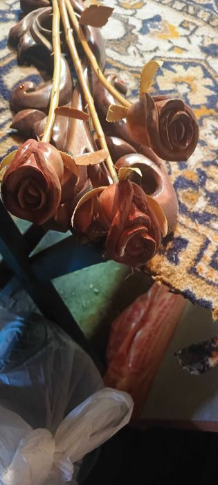 Цветы розы из дерева ручной работы