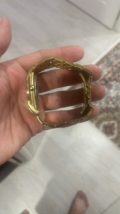 Продам часы TISSOT оригинал