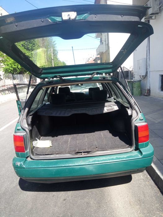 Фолксваген Пасат Б4 комби 1.8 90 к.с.