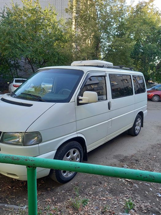 Volkswagen Caravelle 1997 г.