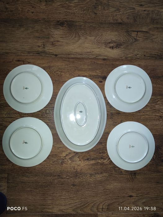 Стари чешки порцеланови чинии