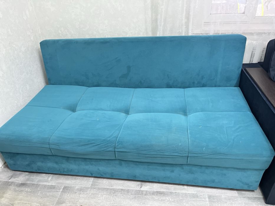Диван тахта продам.