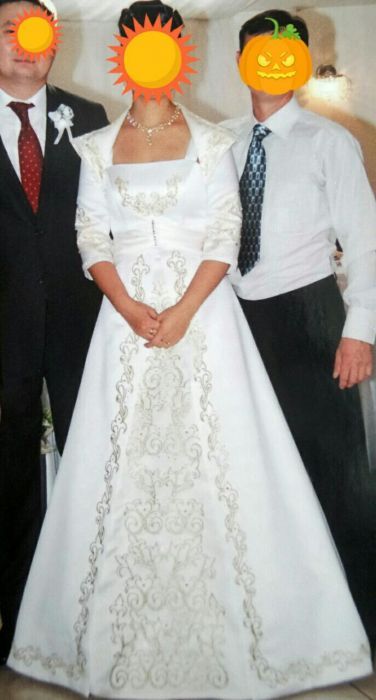 Платье на узату той