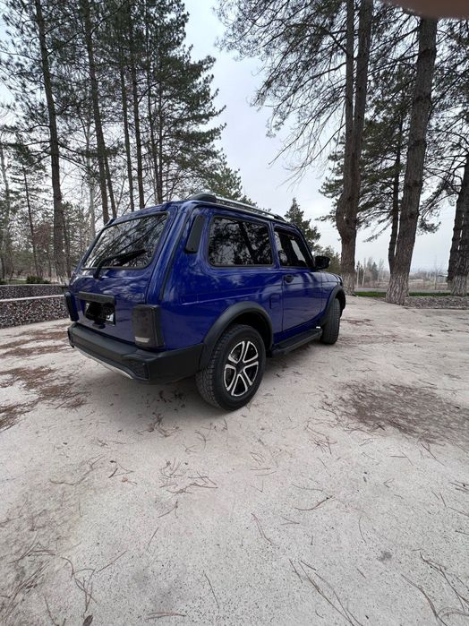 VAZ 2121 NIVA sotiladi xolati zo'r