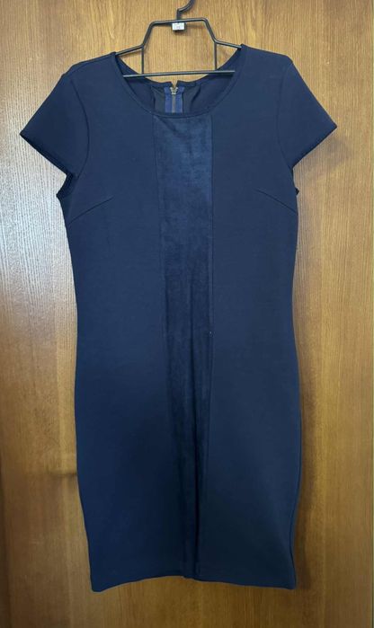 Тъмно синя официална рокля