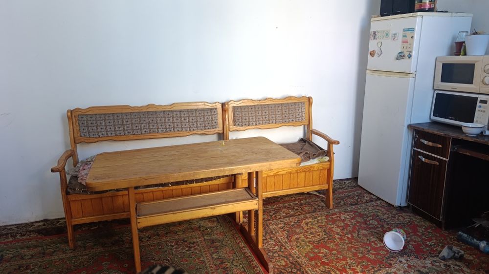 Sotiladi oshxona mebeli narxi 1mln