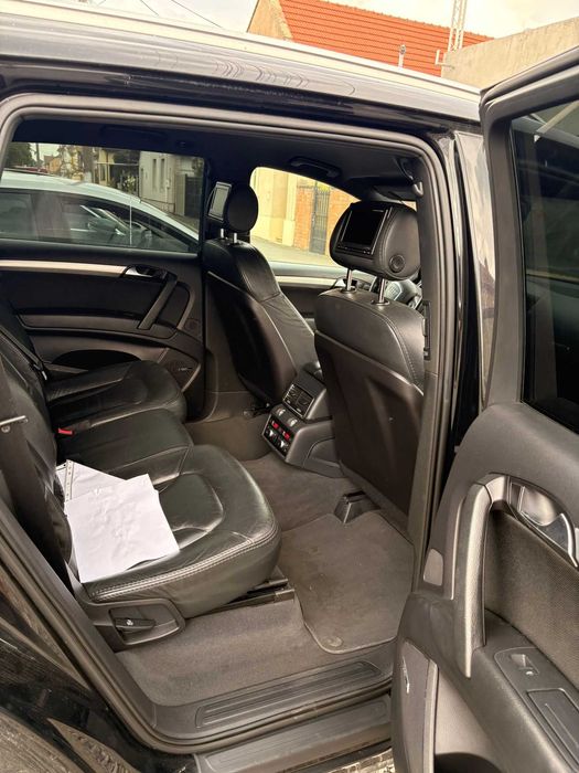 AUDI Q7 3.0 TDI