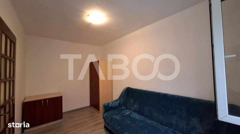 Apartament 3 camere de inchiriat 45 mp zona Vasile Aaron — fotografia 3