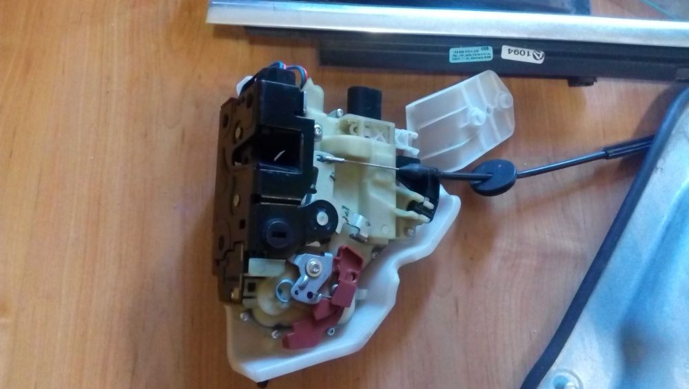 Оборудване врата Golf 5 variant