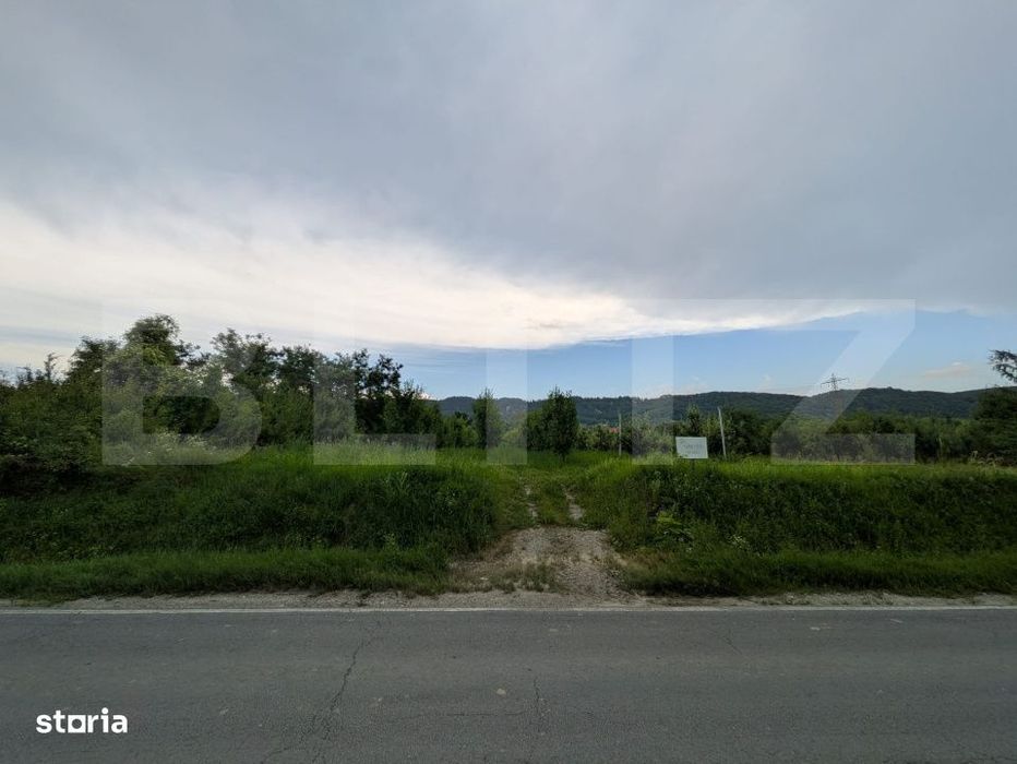 Vand teren intravilan, in Voinesti