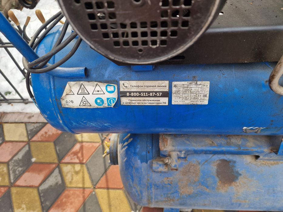 Воздушный компрессор для СТО