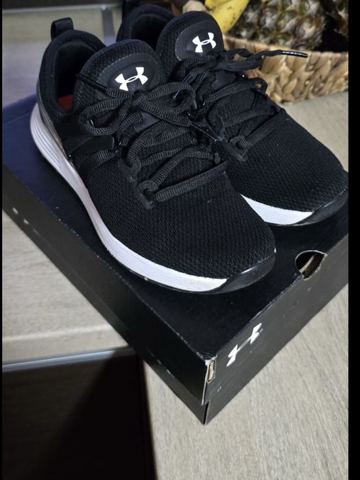Adidas Under Armour 36,5