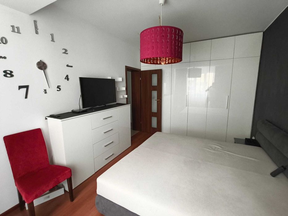 Inchiriez apartament 2 camere Decomandat Str, Biruintei - Apollo residence 8 min Metrou Berceni - Parcare inclusa