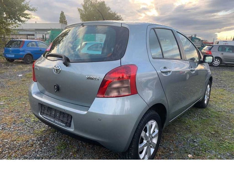 Toyota Yaris 2008г. 1.0VVT-I На Части!!!