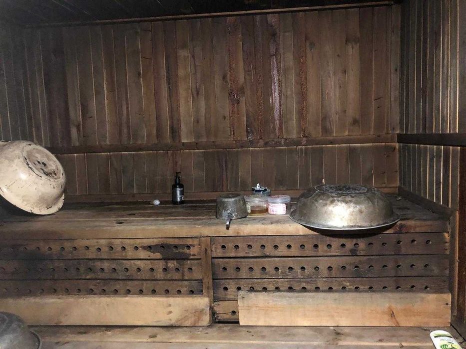 Продам дом в городе с магазином по ул. Карла Маркса