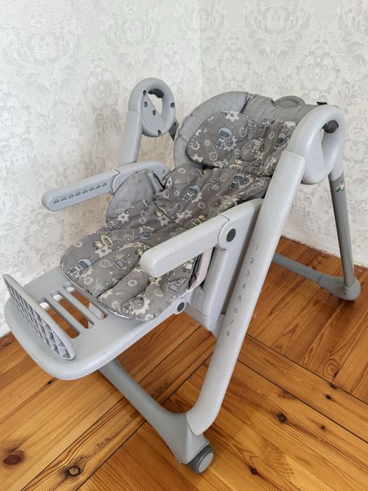 Детский стульчик для кормления