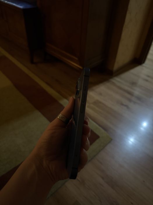 Iphone 13 128гб, емкость 100%, в синем цвете