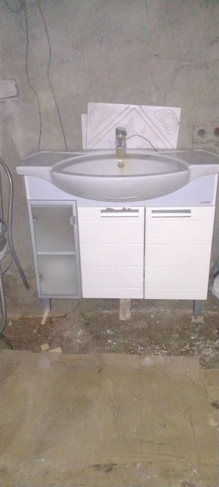 Продам мебель для ванной.