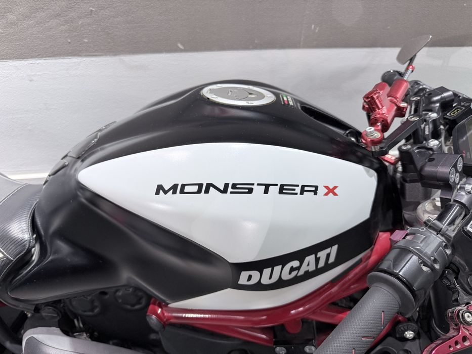 Ducatti Monster 821