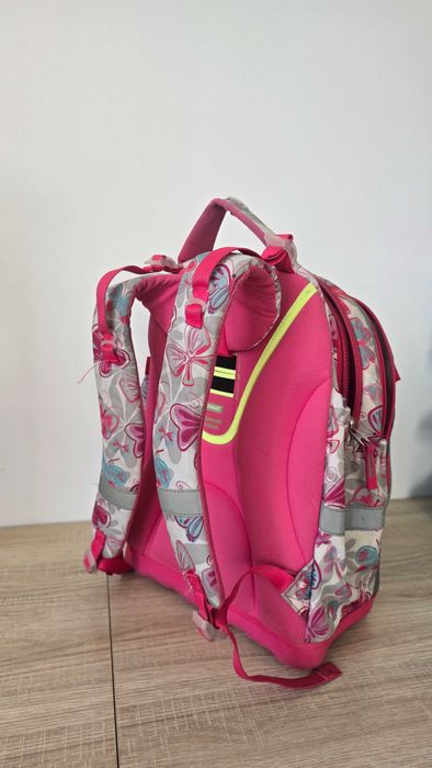 Рюкзак школьный девочке