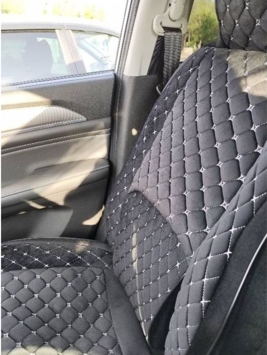 Продам чехлы на Haval M6