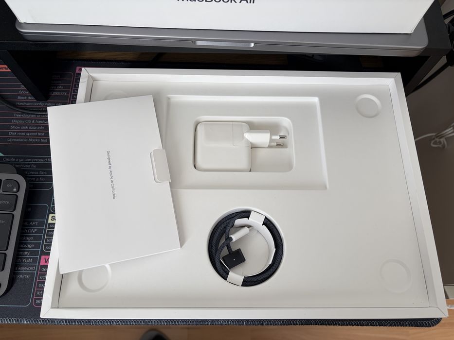 MacBook Air M4 13" 16 256 Midnight DE