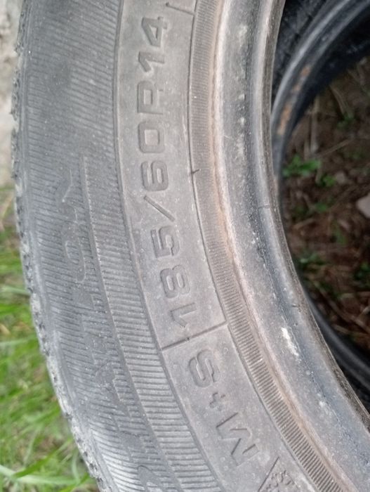Шины 2 штуки продам