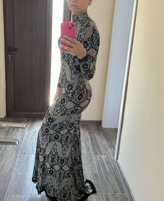 Дълга елегантна рокля