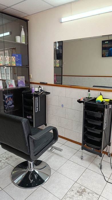 Сдается парикмахерская на кшт