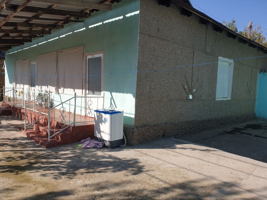 Sirdaryo viloyati Sayhunobot tumani Pobeda mahalasida 40 sothli uy